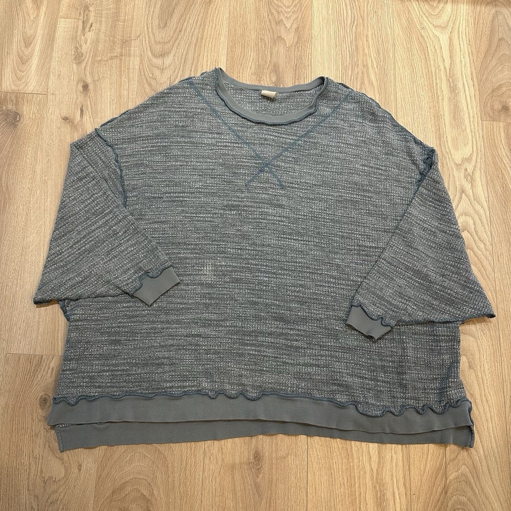 We the Free People Thermal Waffle Knit Top Shirt Size M Blue‎ Oversized